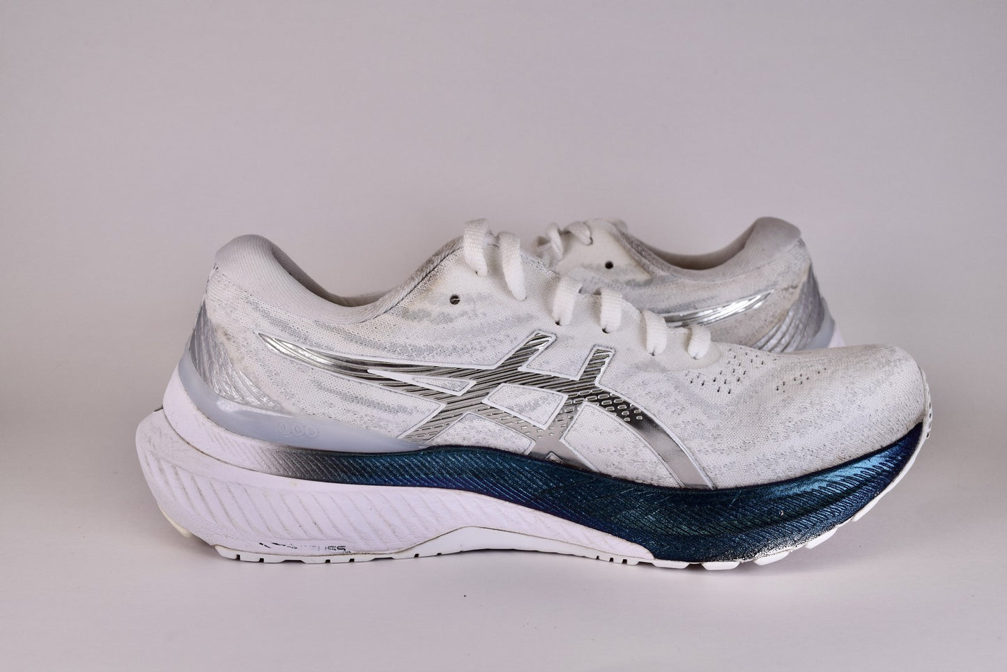 ASICS Women Gel-Kayano 29 1012B298 White Running Shoes Sneakers Size 7.5