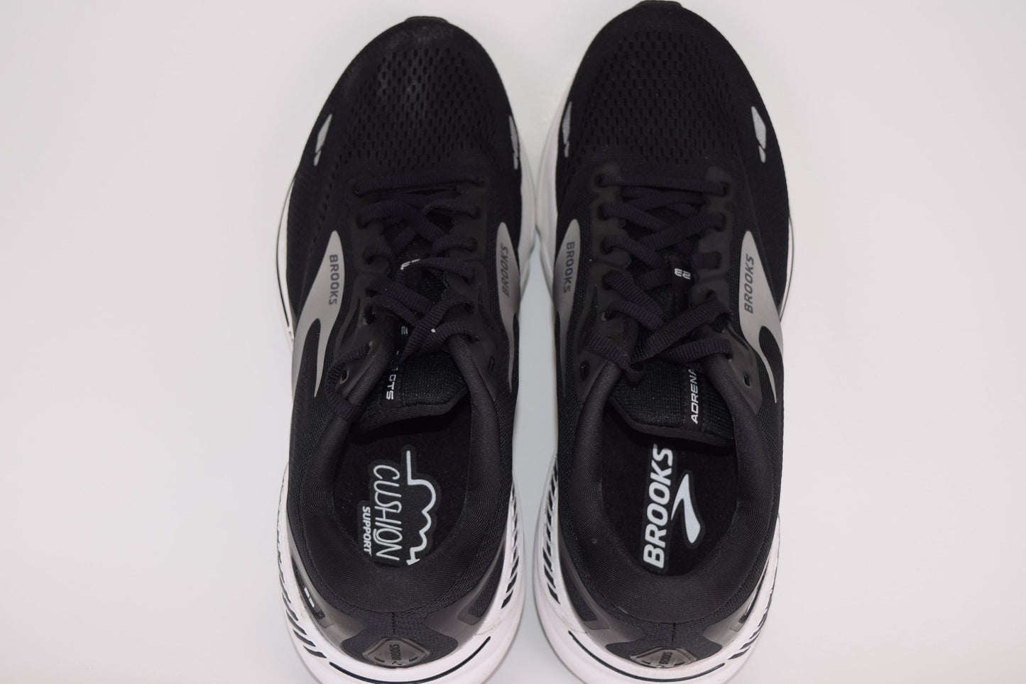 Brooks Women Adrenaline GTS 23 1203811D004 Black Running Shoes Size 11.5 D