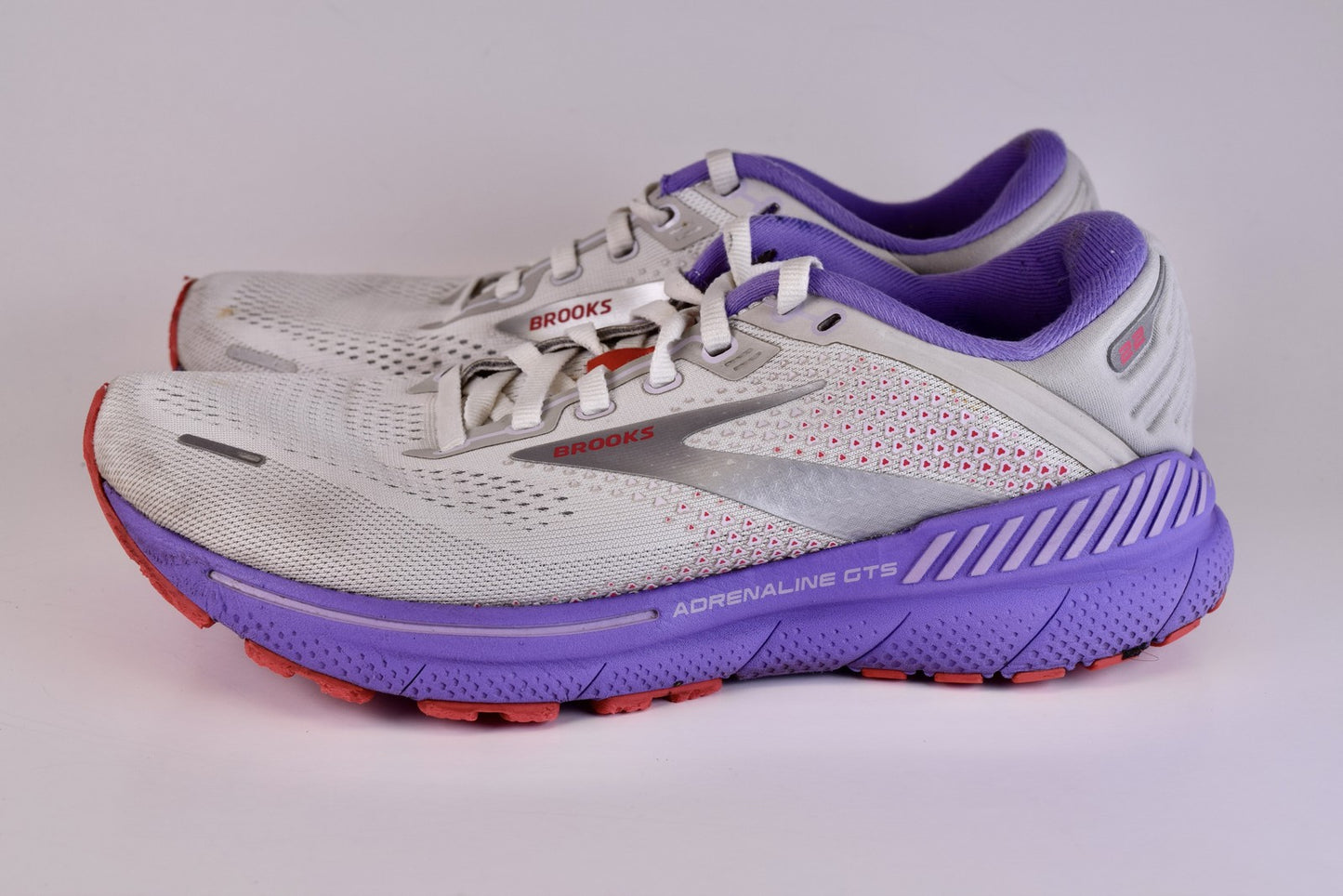 Brooks Women Adrenaline GTS 23 1203531B105 Gray Running Shoes Size 8.5 B