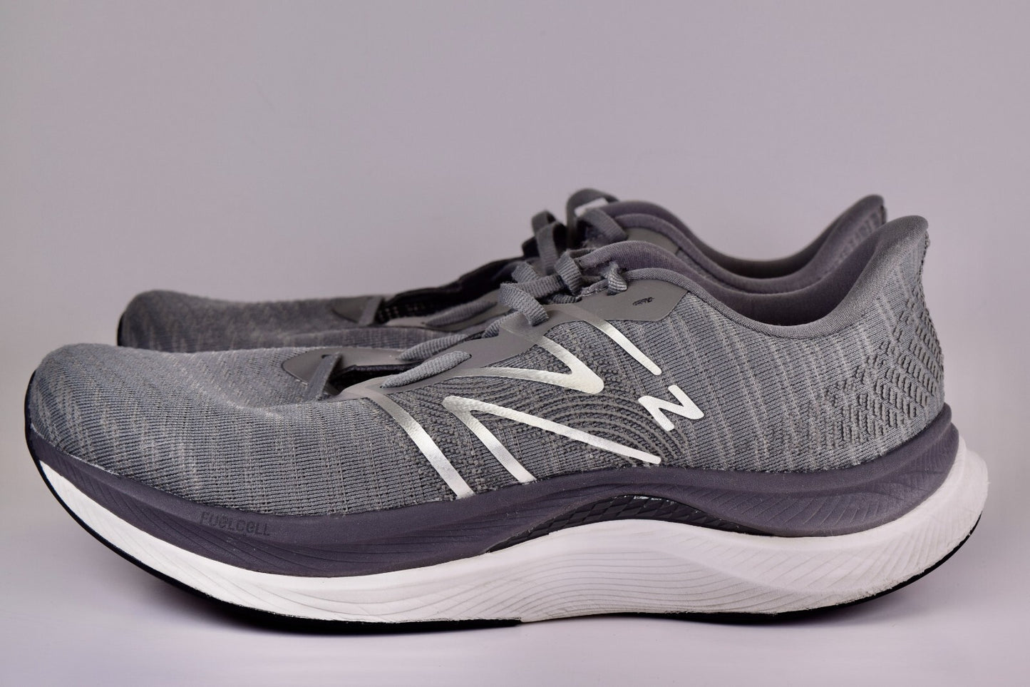 New Balance Mens FC Propel V4 MFCPRCG4 Gray Running Shoes Sneaker Size 10.5 D