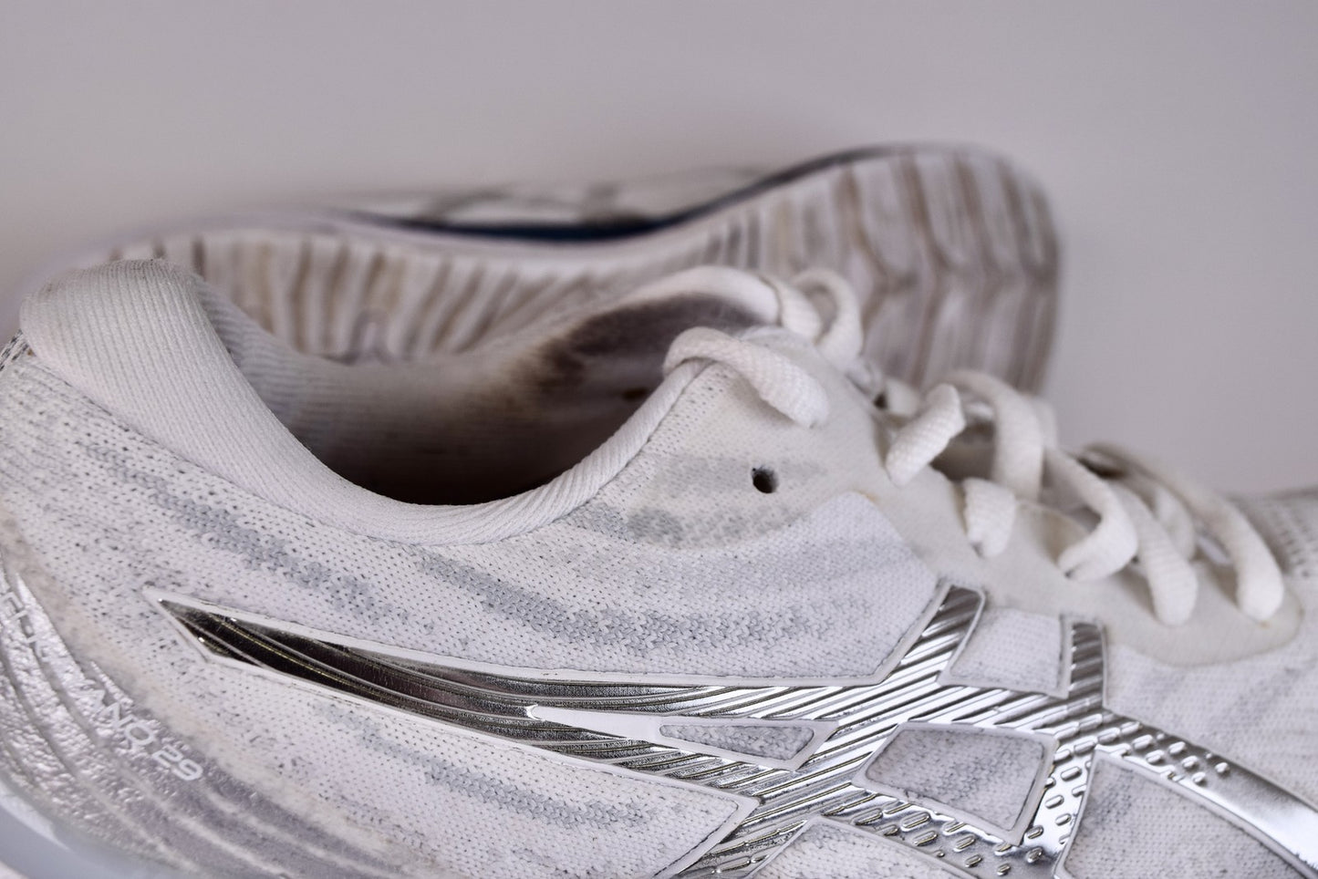 ASICS Women Gel-Kayano 29 1012B298 White Running Shoes Sneakers Size 7.5