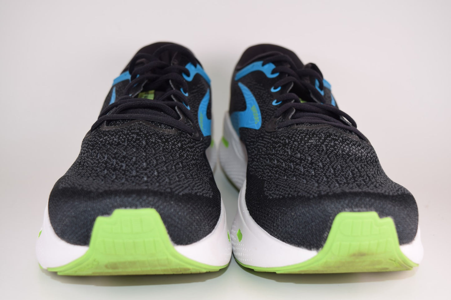Brooks Men Ghost Max 1104062E060 Black Running Shoes Sneakers Size 10.5 EE