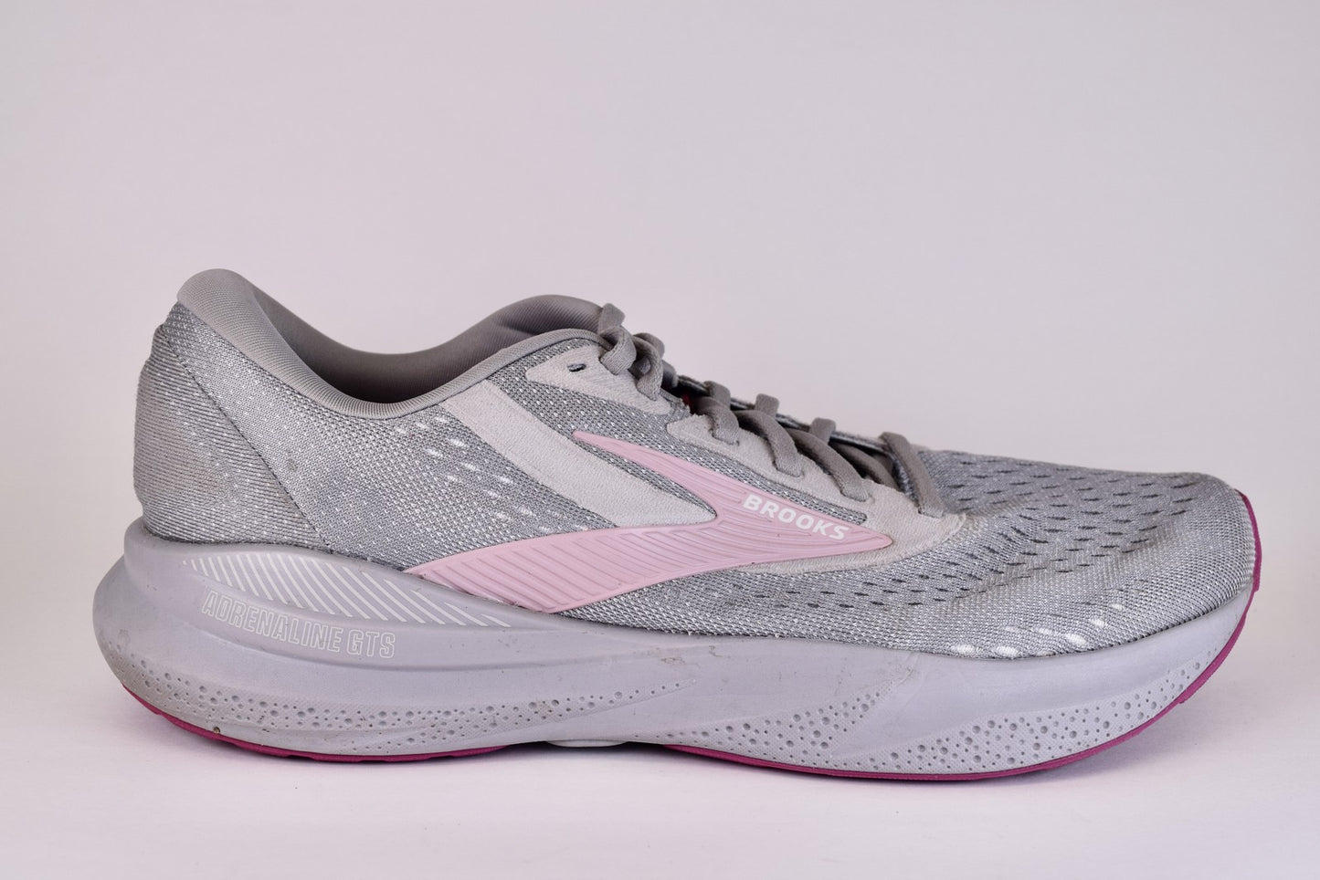 Brooks Women Adrenaline GTS 24 1204261B019 Gray Running Shoes Size 11.5 B