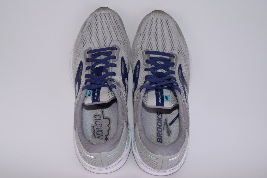 Brooks Womens Adrenaline GTS 22 1203531B045 Gray Running Shoes Sneakers Size 9 B