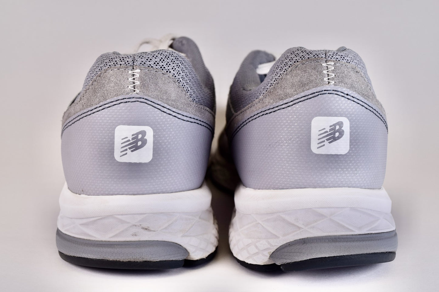 New Balance Men 795v1 ME795GW1 Gray Running Shoes Sneakers Size 12 D