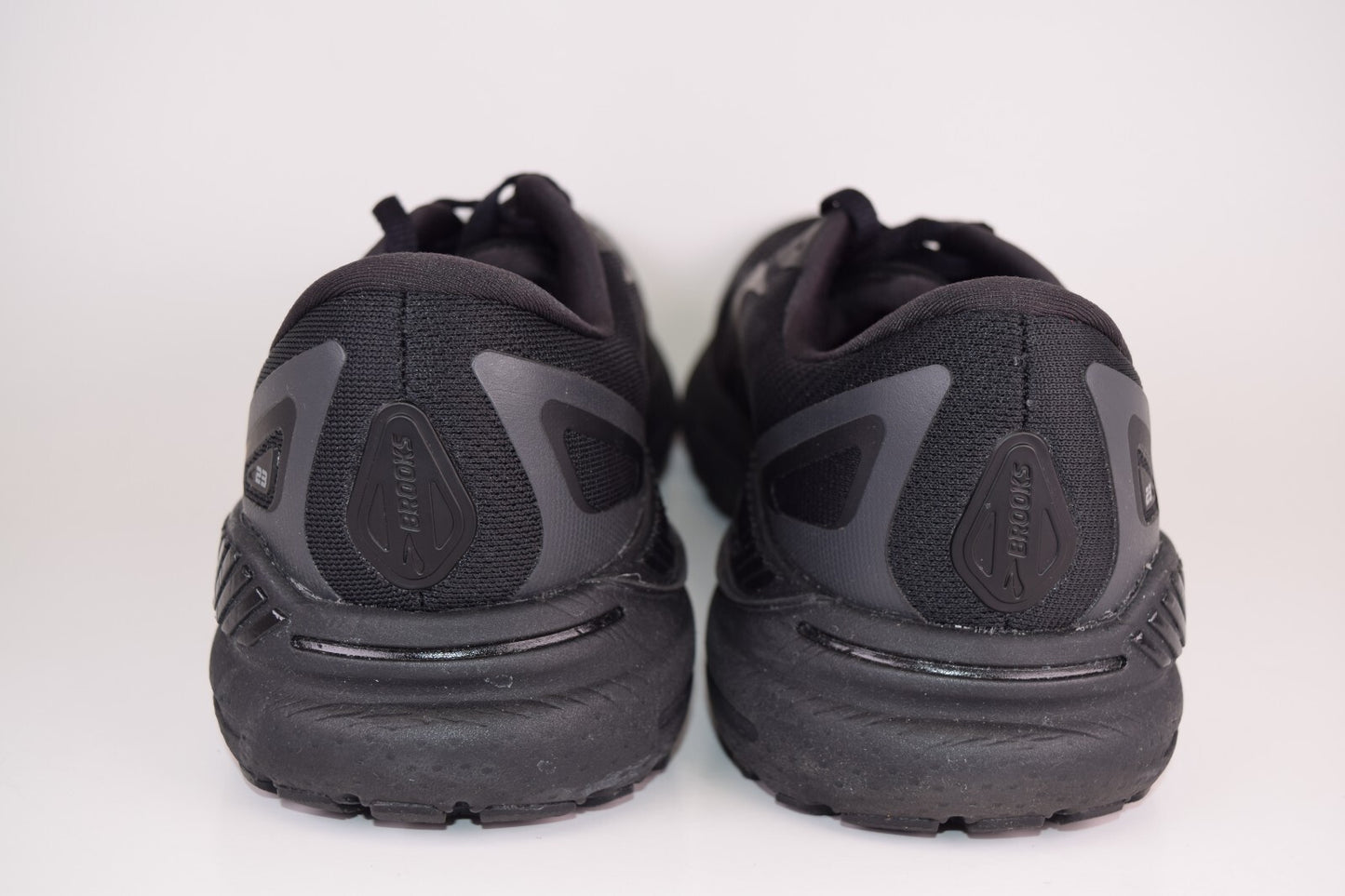 Brooks Women Adrenaline GTS 23 1203811B020 Black Running Shoes Sneakers Size 9 B