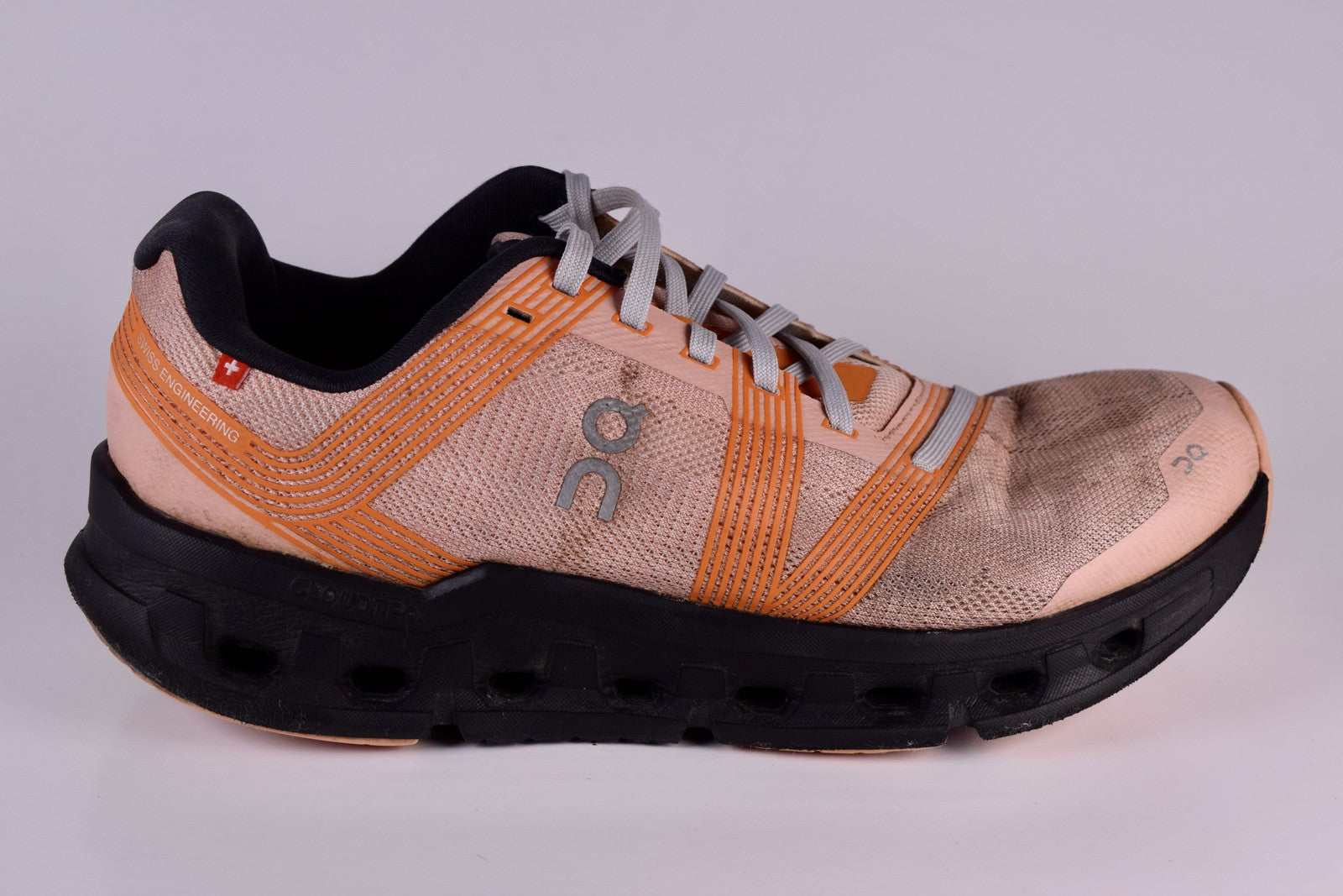 On Women Cloudgo 55.98622 Orange Running Shoes Sneakers Size 9.5
