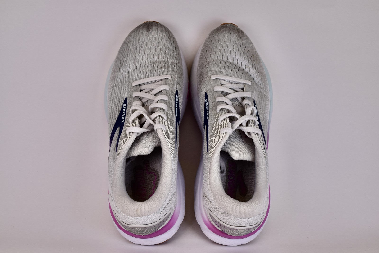 Brooks Women Ghost 16 1204071B175 Gray Running Shoes Sneakers Size 9.5 B