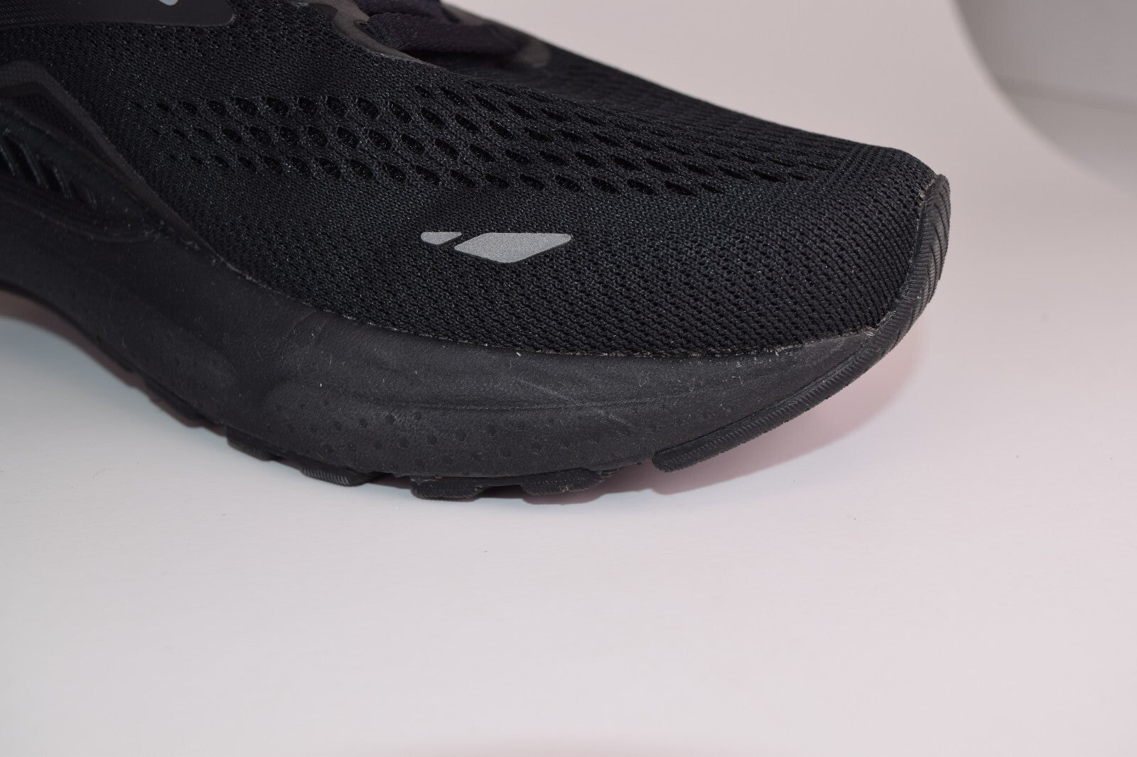 Brooks Women Adrenaline GTS 23 1203811B020 Black Running Shoes Sneakers Size 9 B