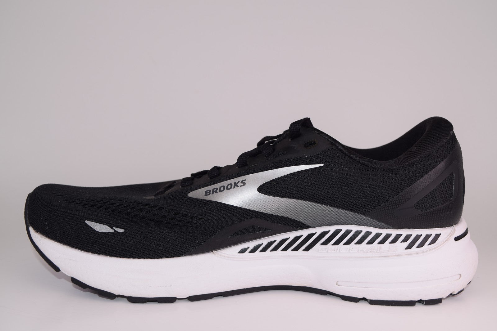 Brooks Women Adrenaline GTS 23 1203811D004 Black Running Shoes Size 11.5 D