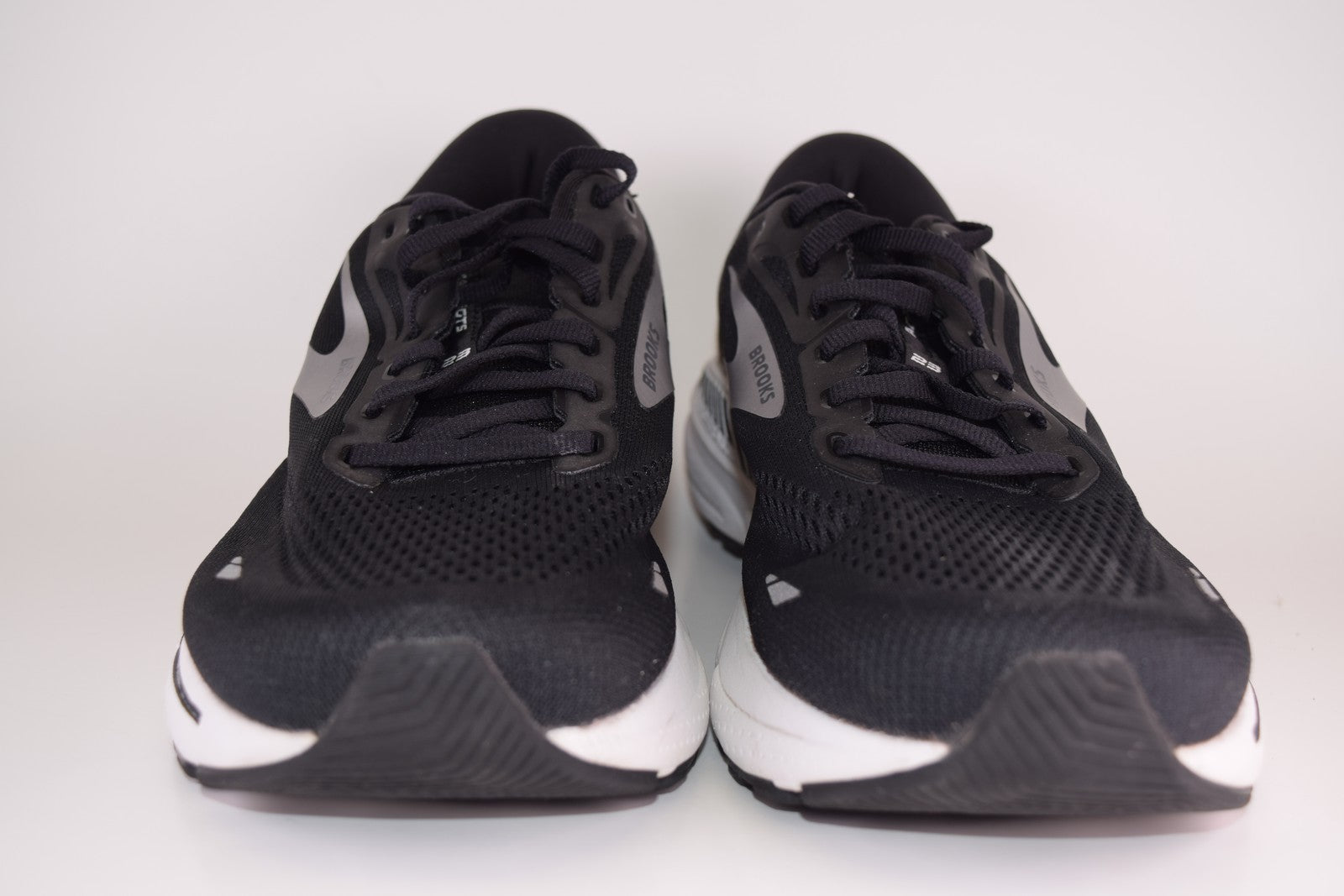 Brooks Women Adrenaline GTS 23 1203811D004 Black Running Shoes Size 11.5 D