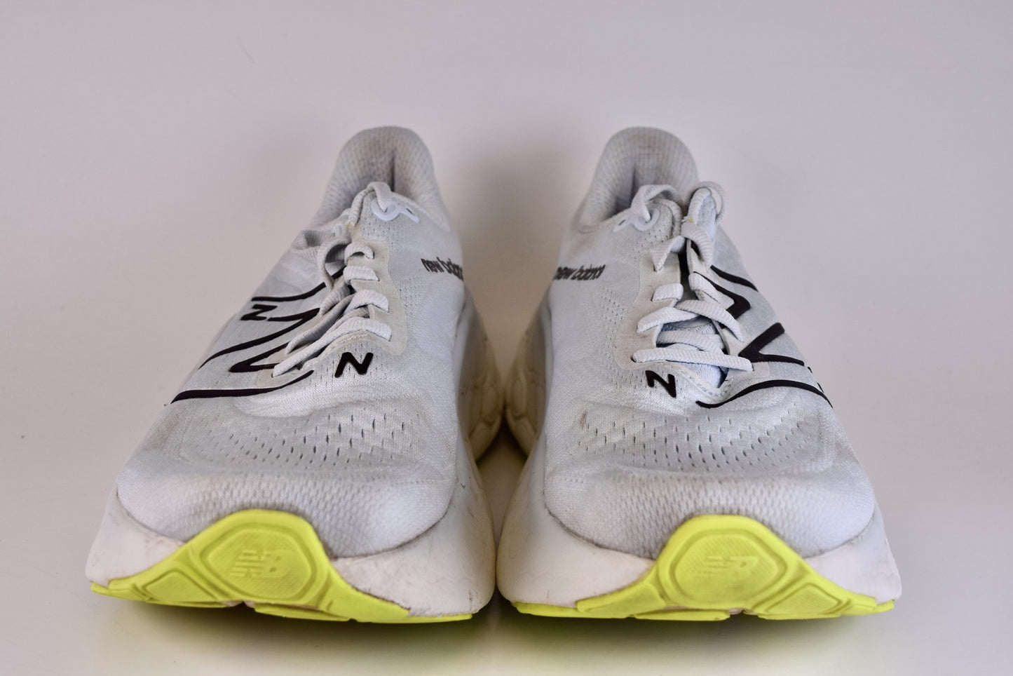 New Balance Women Fresh Foam More v4 WMORCR4 Gray Running Shoes Size 10 B