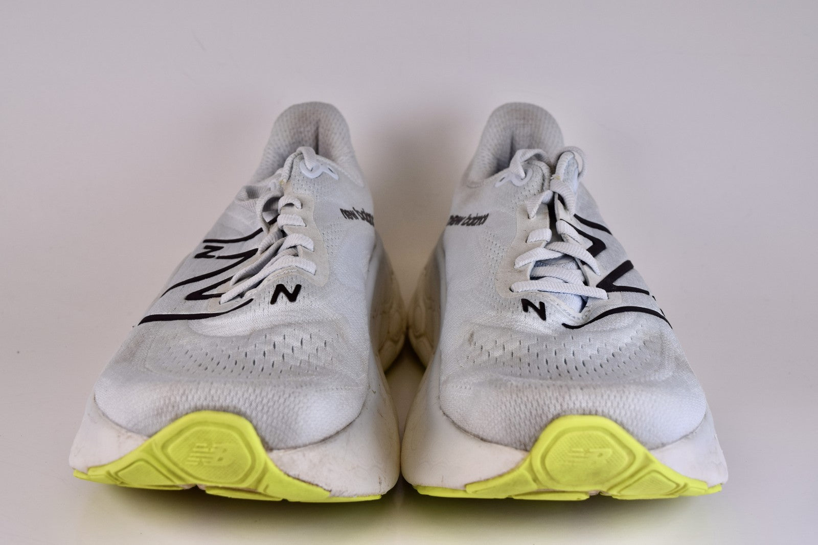 New Balance Women Fresh Foam More v4 WMORCR4 Gray Running Shoes Size 10 B