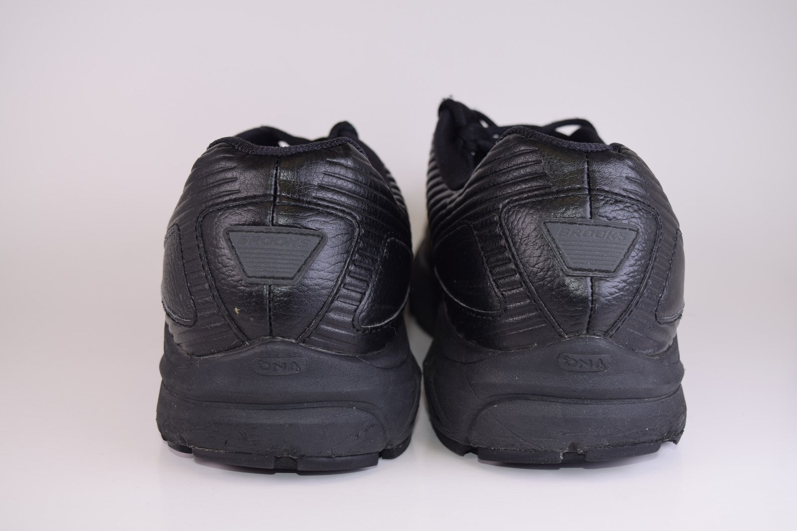 Brooks Women Addiction Walker 2 1203071D072 Black Running Shoes Size 12 D